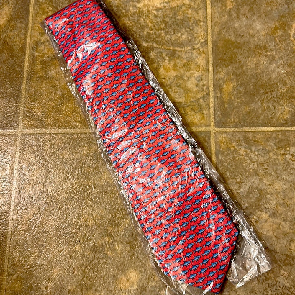Vineyard Vines Tie